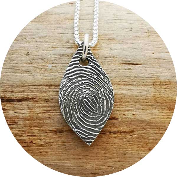 Fingerprint-Keepsake-Leaf-silver